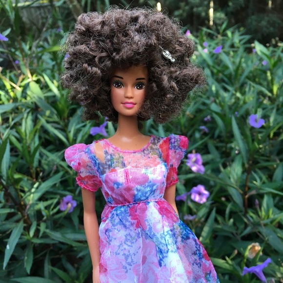 Doll Teresa with curly hair - Picture 8 of 8